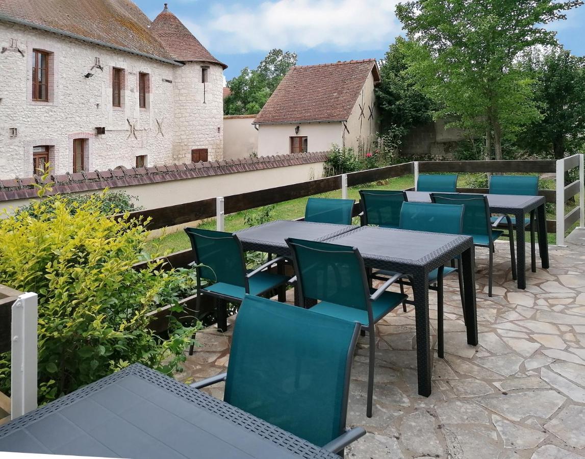 Hotel Le Dormeux Mehun-sur-Yevre Eksteriør billede