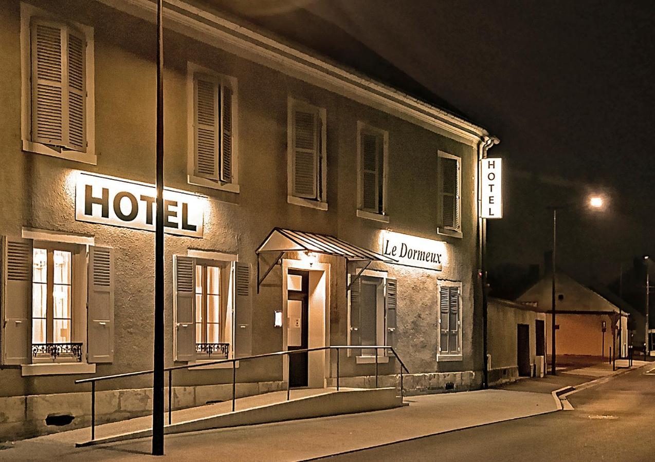 Hotel Le Dormeux Mehun-sur-Yevre Eksteriør billede