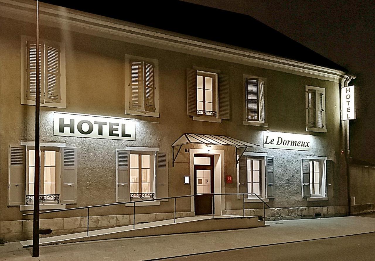 Hotel Le Dormeux Mehun-sur-Yevre Eksteriør billede