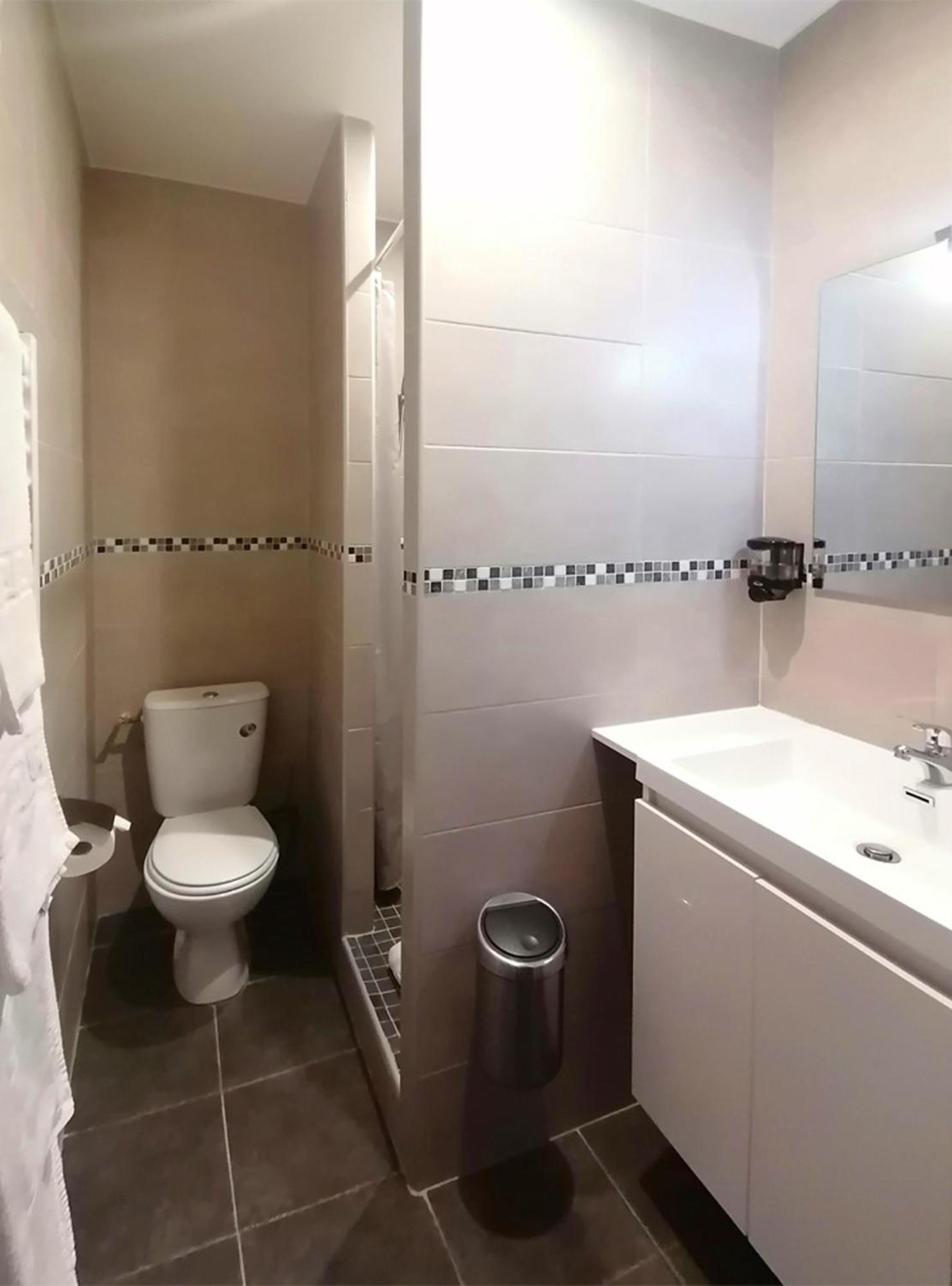 Hotel Le Dormeux Mehun-sur-Yevre Eksteriør billede